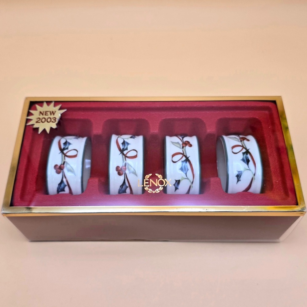 Lenox Winter Greetings Everyday Napkin‎ Rings Set of 4 Holly Berries Ivory China - Picture 10 of 14